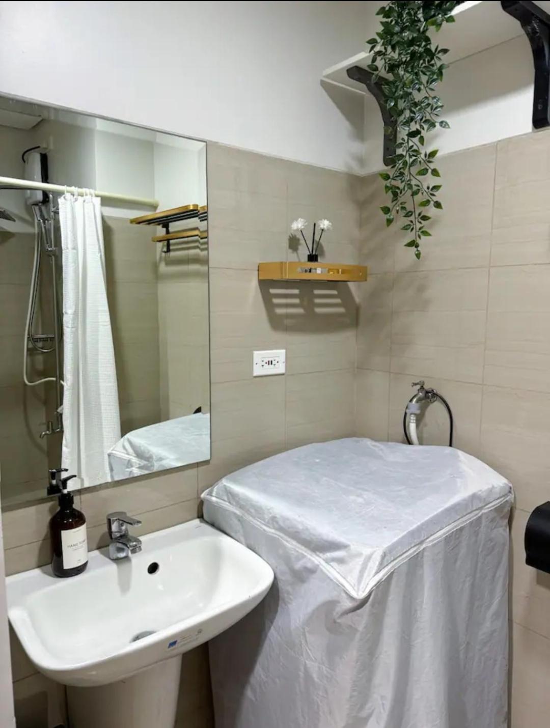 Shore Residences Mall Of Asia Pool View 200Mbps Free Wi-Fi Pasay Oda fotoğraf